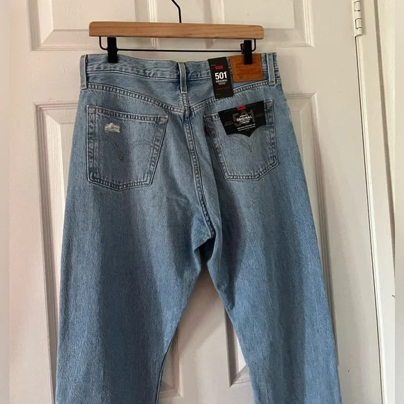Levi’s 501 Straight Jeans - Picture 3 of 3